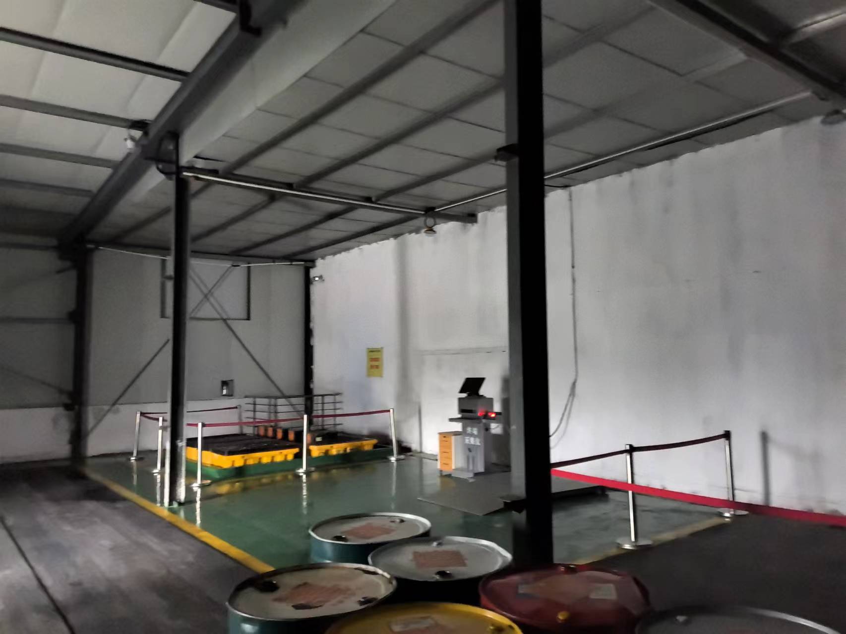 2月27日唐山铁矿公司废铅蓄电池招标公告