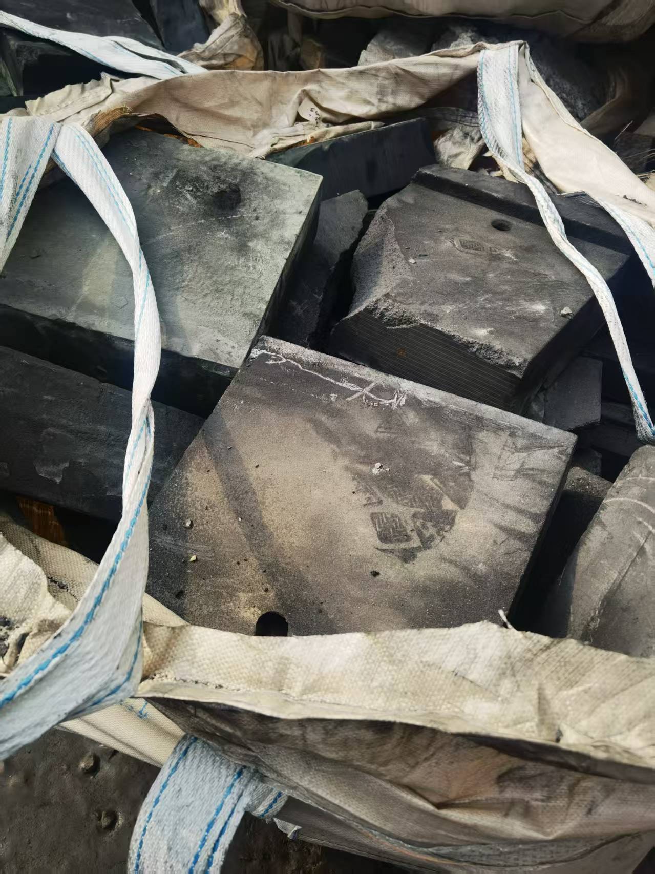 废石墨料罐（石墨砖）销售资质收集公告